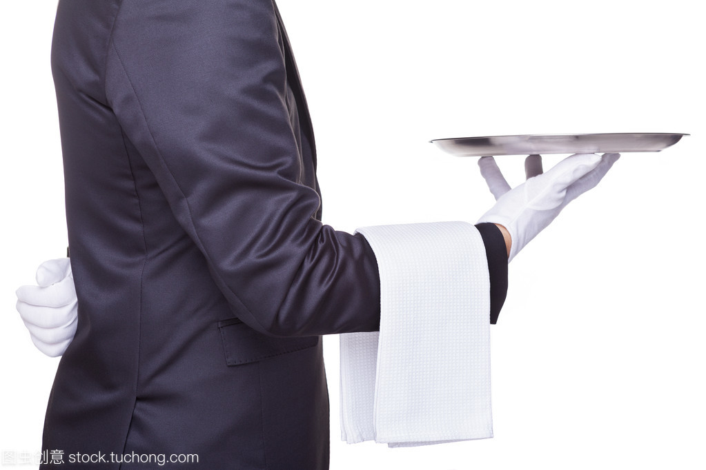 銀托盤(pán)上的時(shí)光印記 餐飲服務(wù)的藝術(shù)與細(xì)節(jié)